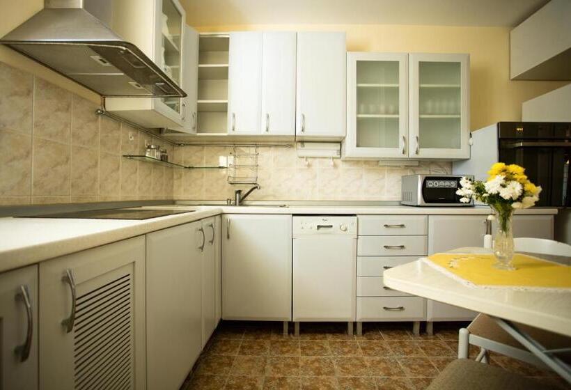 Garni Hotel President De Luxe