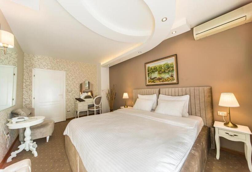 Garni Hotel President De Luxe