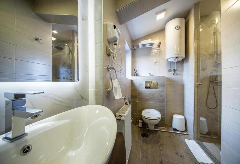 Garni Hotel President De Luxe