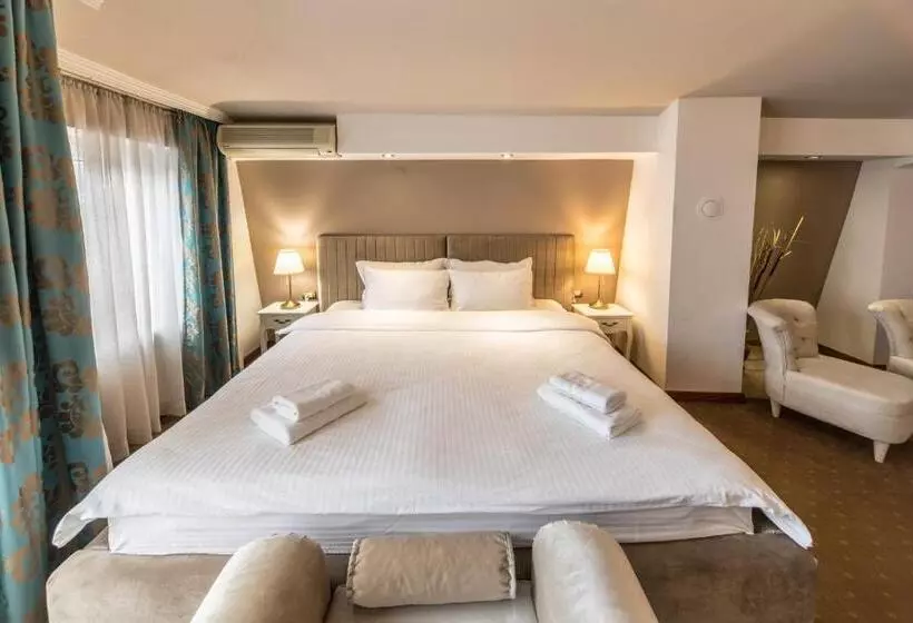 Garni Hotel President De Luxe