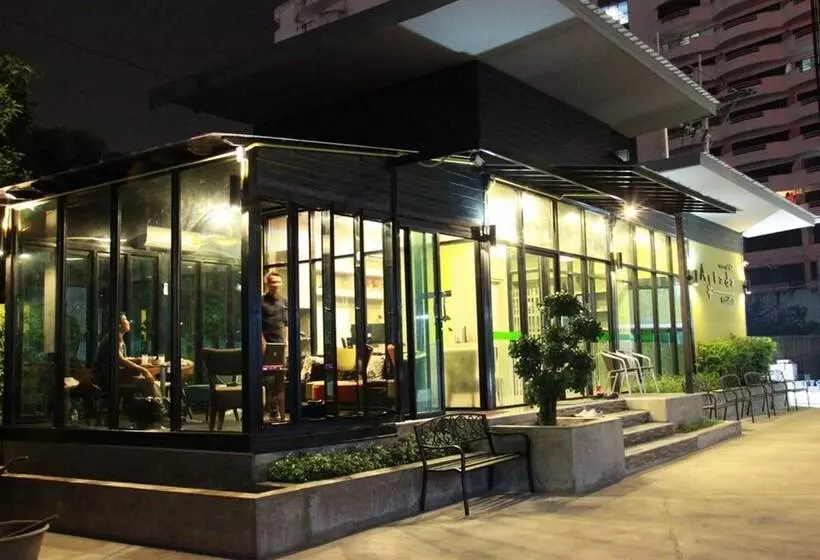 ホテル Artada Residence