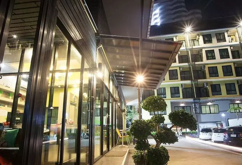 ホテル Artada Residence