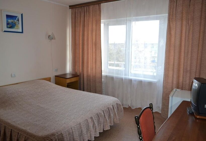 בית מלון כפרי Avion