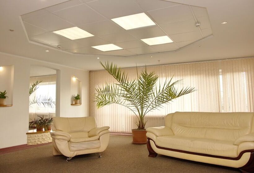 בית מלון כפרי Avion