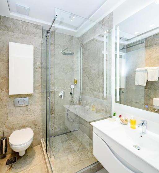 هتل Belgrade Inn Garni