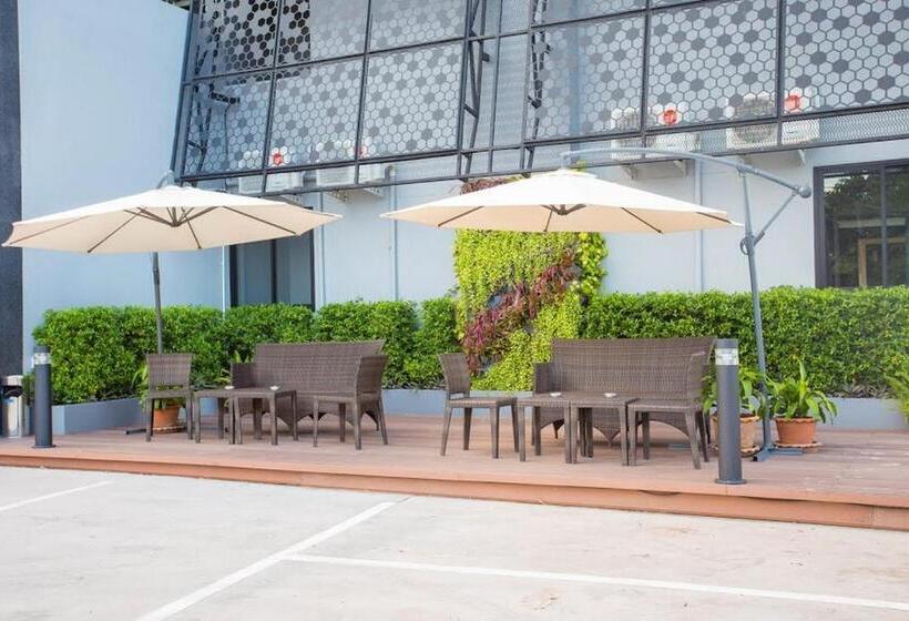 Отель Kesorn Boutique