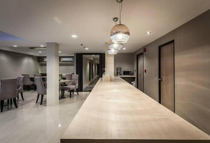 Отель Kesorn Boutique