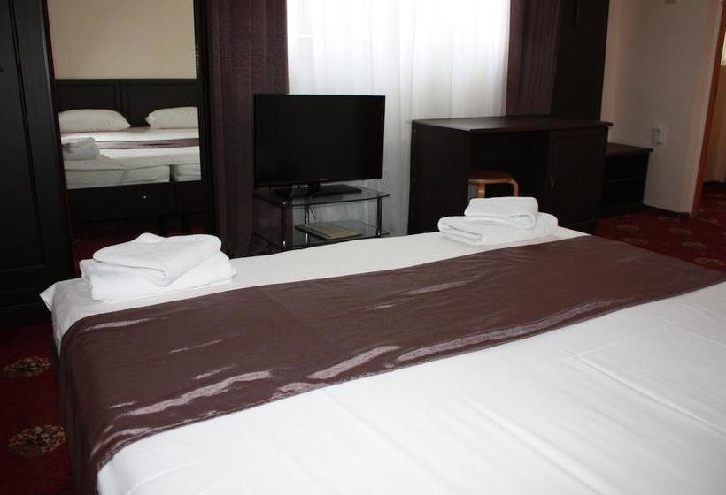 בית מלון כפרי Maksimus