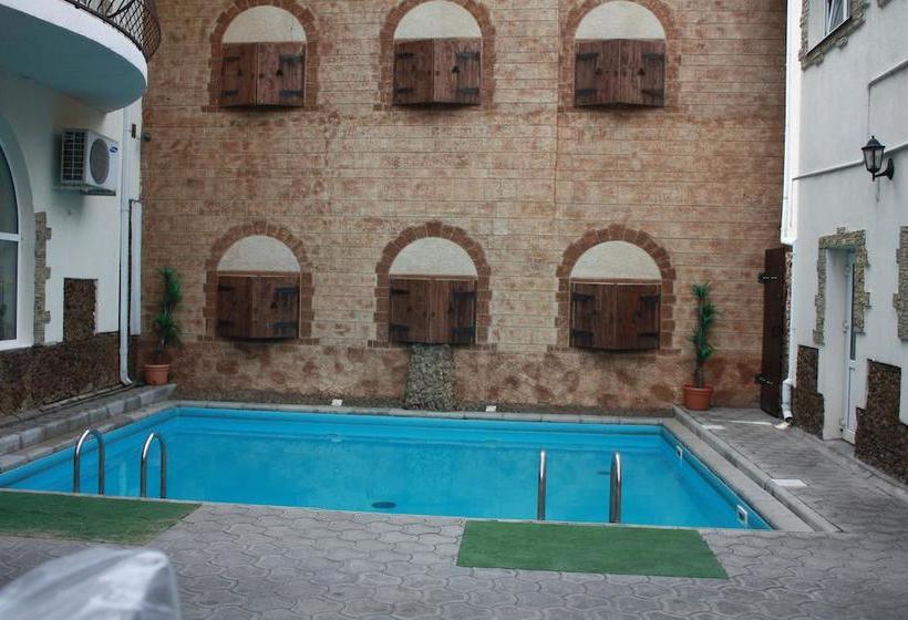 בית מלון כפרי Maksimus