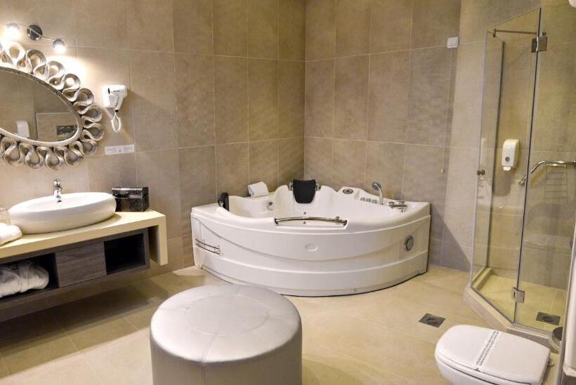 هتل Tami Residence