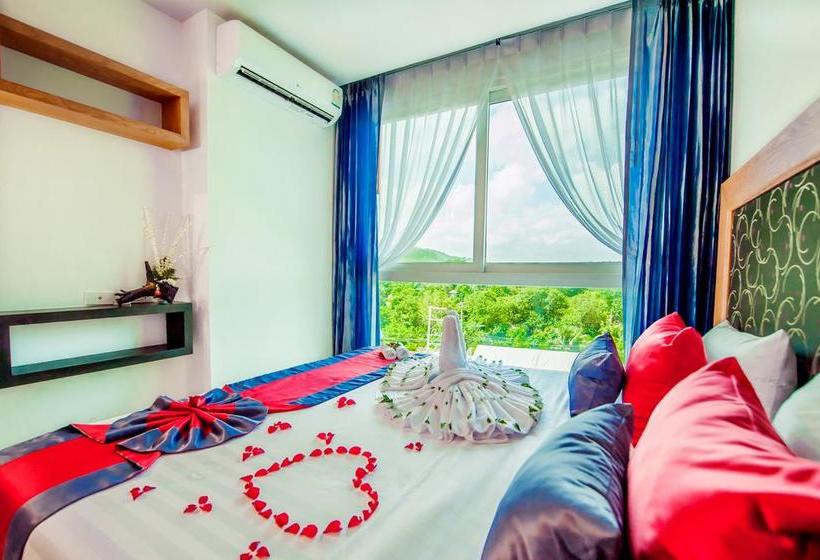 בית מלון כפרי The Jasmine Nai Harn Beach Resort And Spa