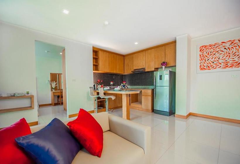 בית מלון כפרי The Jasmine Nai Harn Beach Resort And Spa