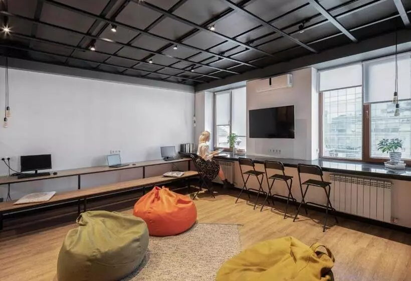 Kantar Hostel