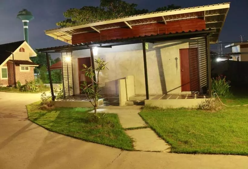Pak Dee Resort