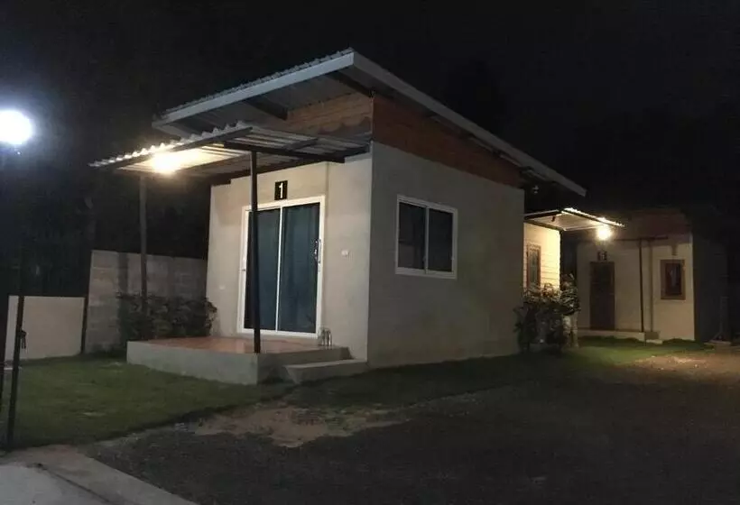 Pak Dee Resort