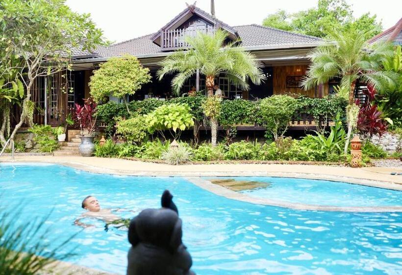 리조트 Homestay Chiang Rai