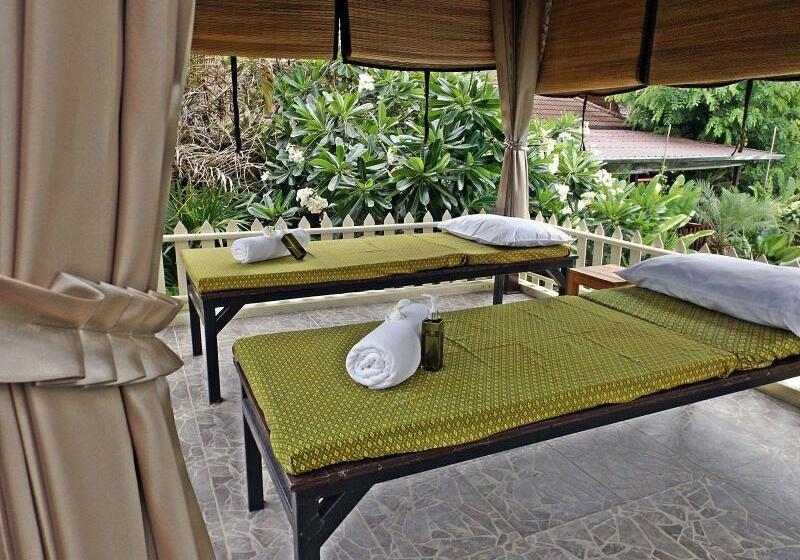 리조트 Homestay Chiang Rai