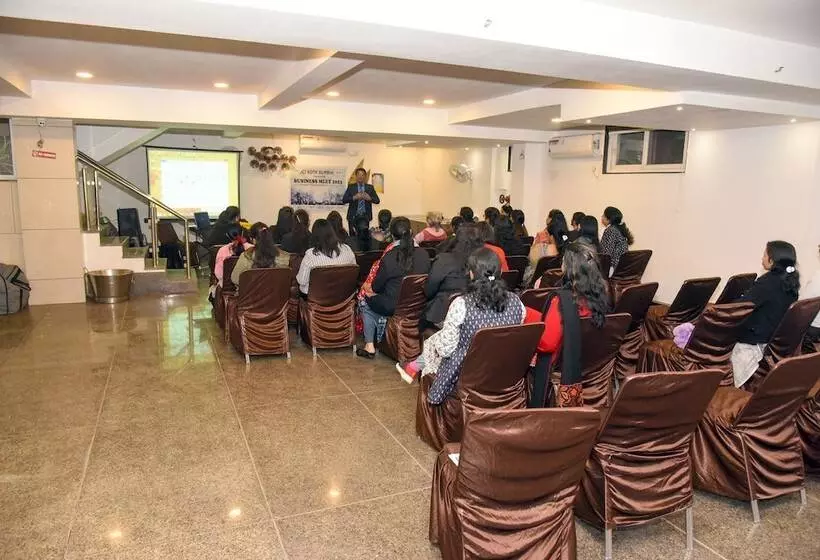 ホテル Centrum Kota