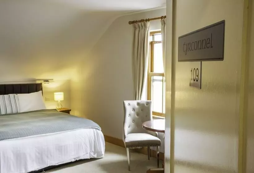 Hotelli The Waters Edge