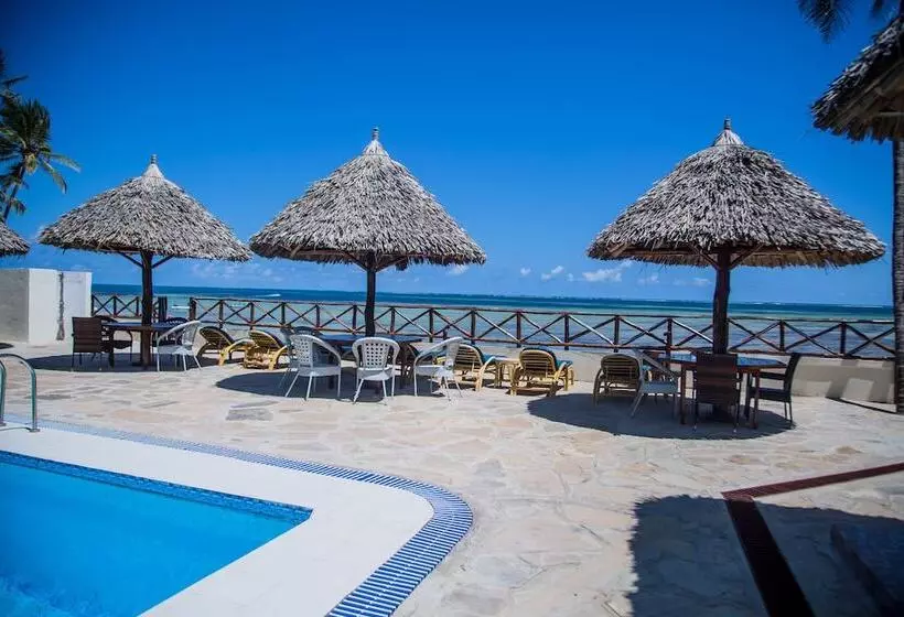 هتل Sheratton Beach Villagio