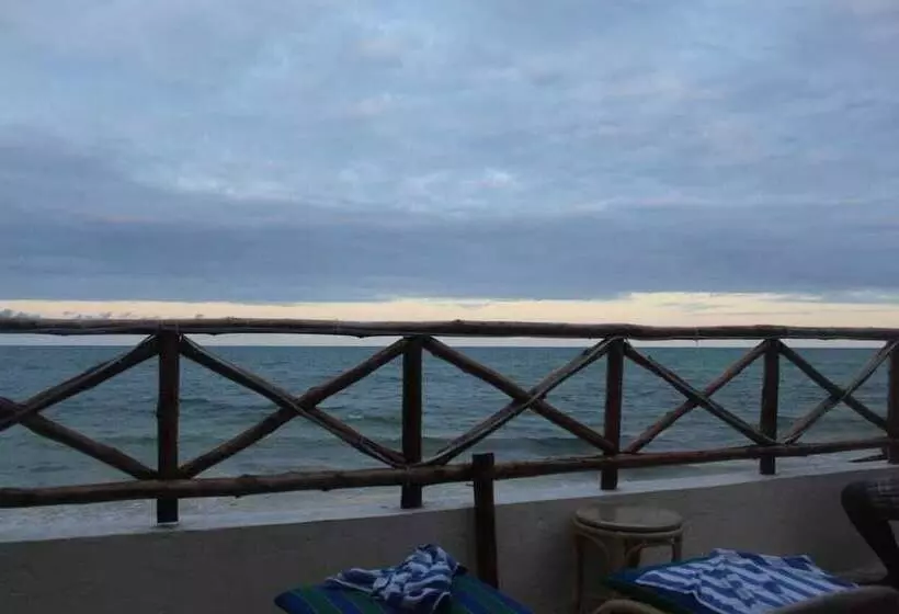 هتل Sheratton Beach Villagio