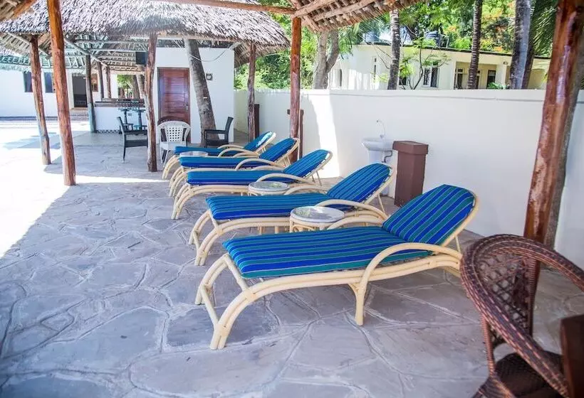 هتل Sheratton Beach Villagio
