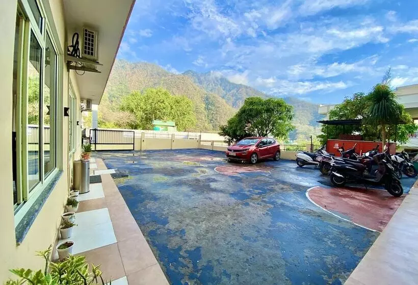 ホテル Tapovan New Residency   5 Minutes Walk To Laxman Jhula