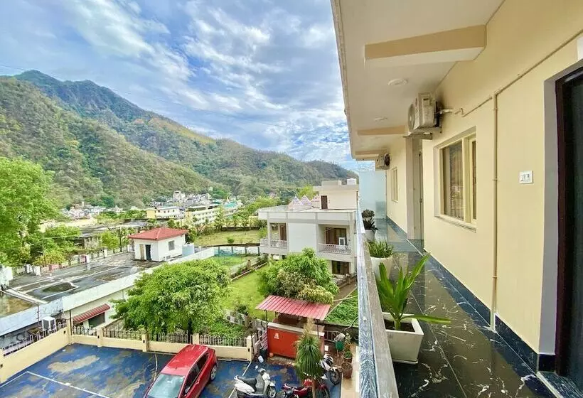 ホテル Tapovan New Residency   5 Minutes Walk To Laxman Jhula