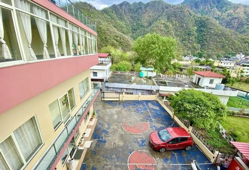 ホテル Tapovan New Residency   5 Minutes Walk To Laxman Jhula