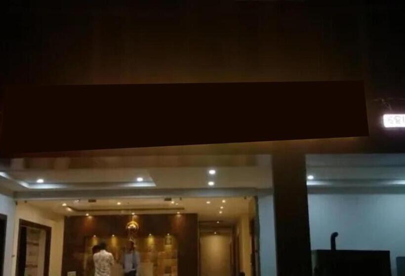 Mor Hotel Home Town Lift Wifi With Restaurant Facilities Near Temple & Golden Beach Best Selling