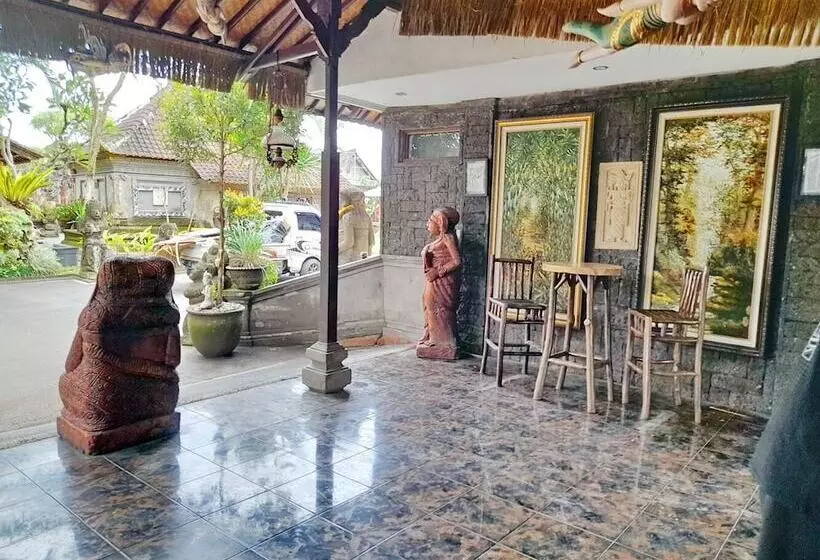 ホテル Kubuku Ubud Villas
