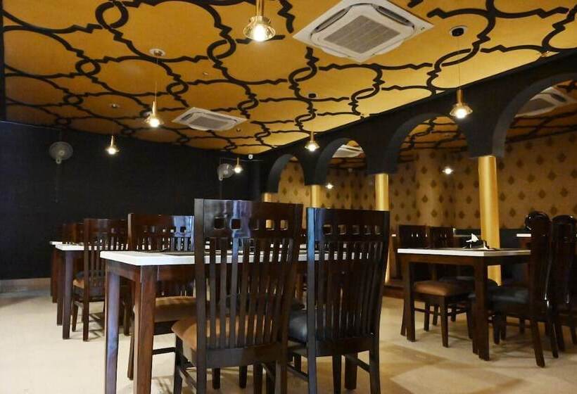 Отель The Triumph