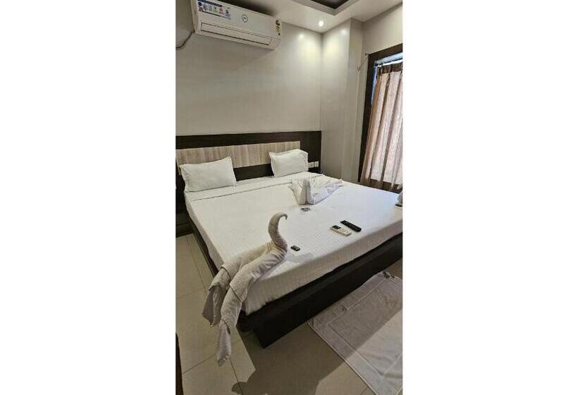 Mor Hotel Home Town Lift Wifi With Restaurant Facilities Near Temple & Golden Beach Best Selling