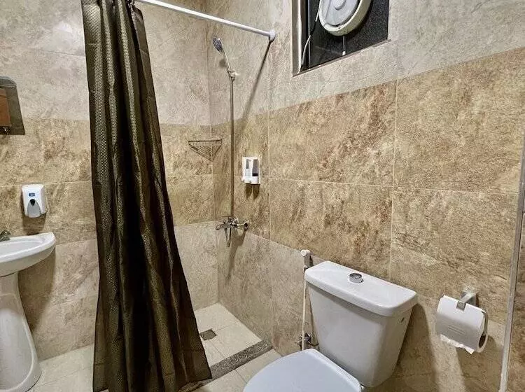 Raqeem Hostel