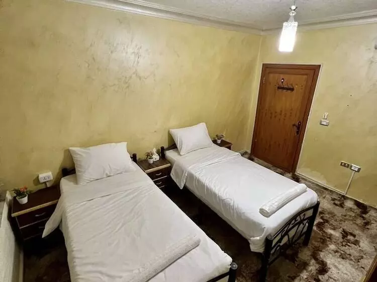 Raqeem Hostel