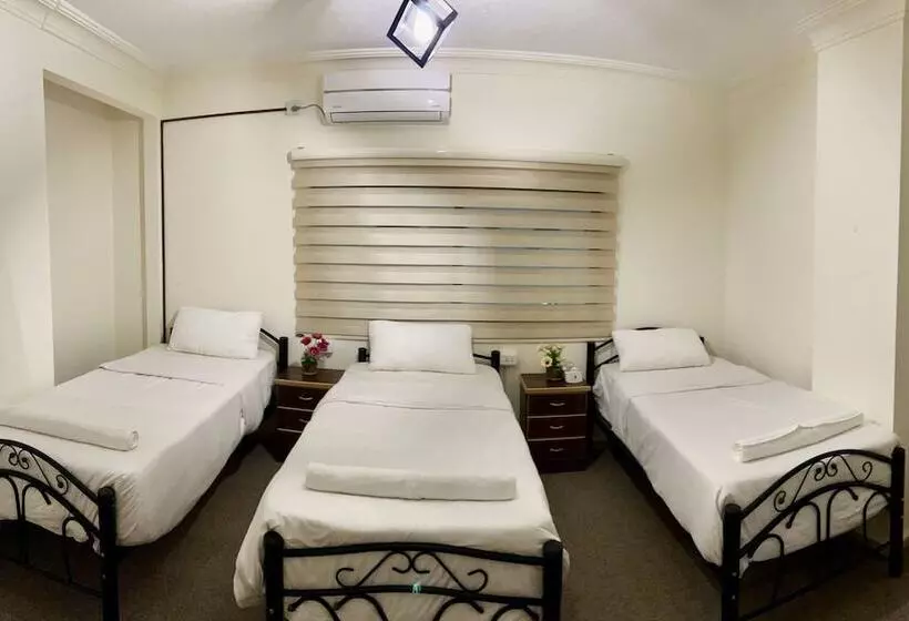 Raqeem Hostel