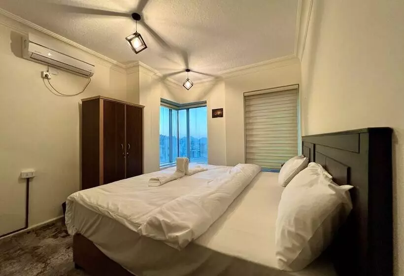 Raqeem Hostel