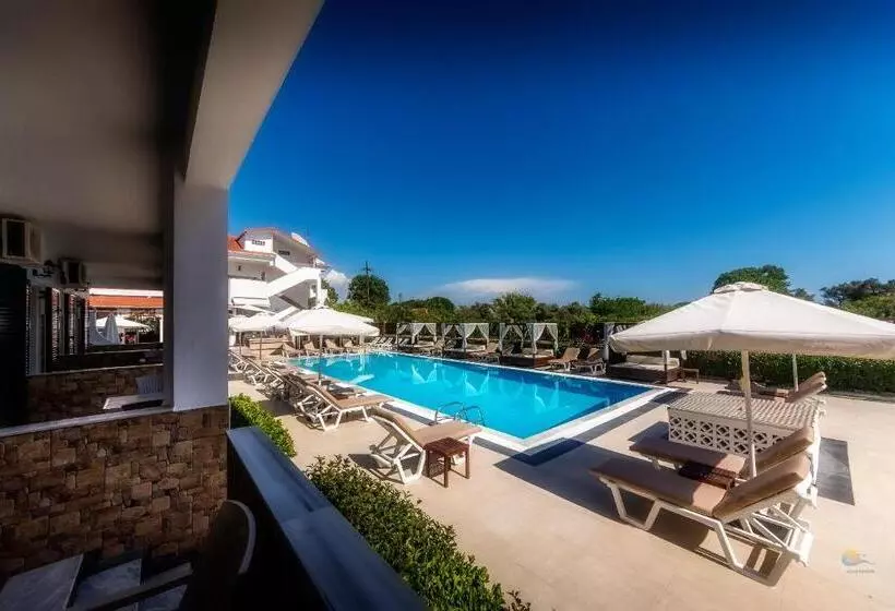 Chandris Apartments