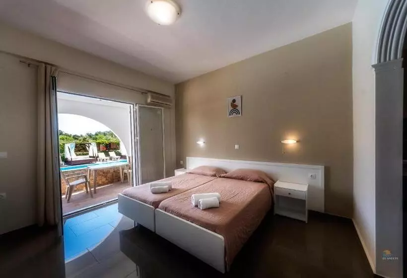 Chandris Apartments