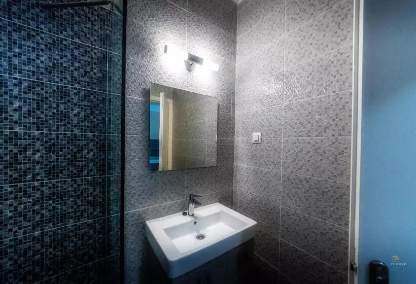 Chandris Apartments