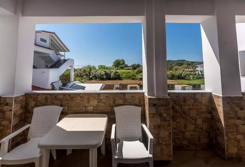 Chandris Apartments