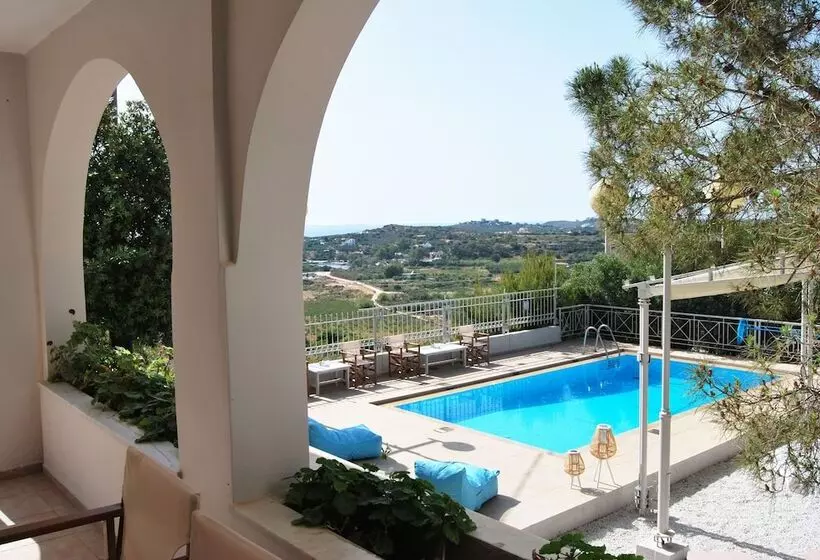 Chrysiida Suites