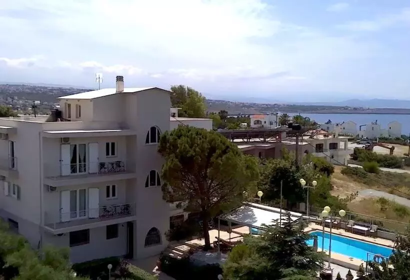 Chrysiida Suites