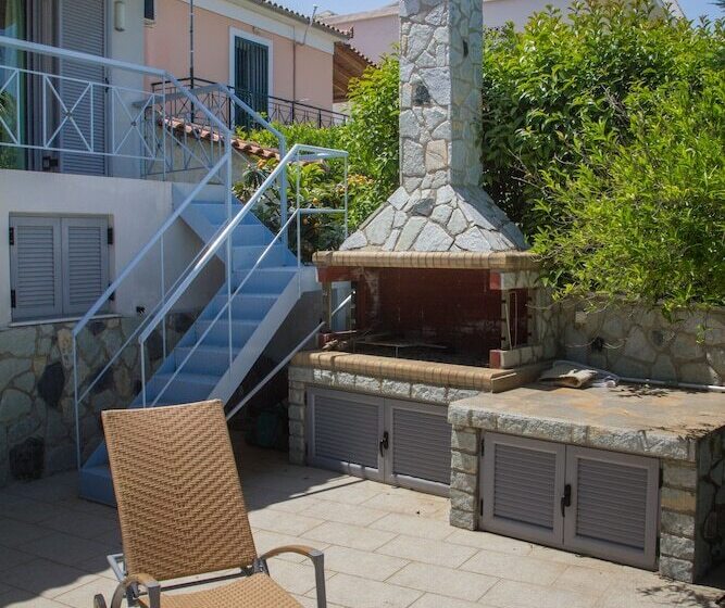 Corinthian Residence