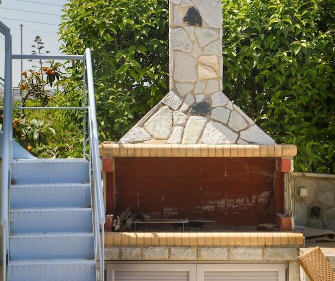 Corinthian Residence