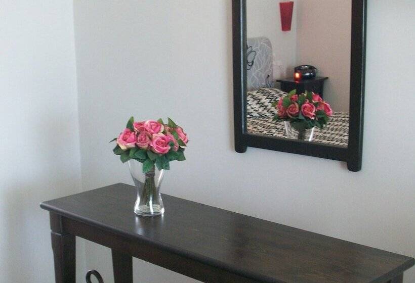 Diamond Palace Apartments