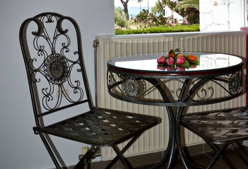 Diamond Palace Apartments