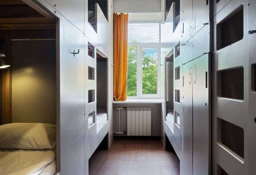 Hostel Friends Graffiti