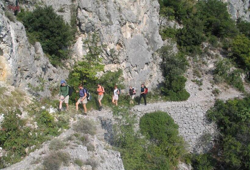 ホテル Archontiko Parnassus Dadi