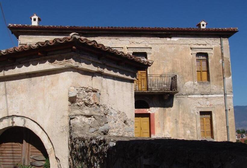 ホテル Archontiko Parnassus Dadi